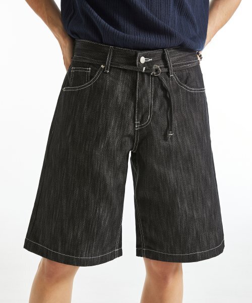 WEST GRAND BOULEVARD(ウエストグランドブルバード)の「バミューダベルト付きサテン生地デニムショーツ BLACK INDIGO(その他パンツ・メンズ・その他・SMALL/MEDIUM/LARGE/X-LARGE)」の2枚目の写真