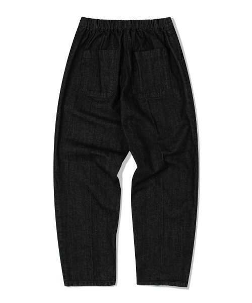 DE GRAND MATIN（ディグランドマーティン）の「WIDE BANDING ONE TUCK DENIM PANTS_BLACK（デニムパンツ・メンズ・その他・MEDIUM/LARGE）」の4枚目の写真