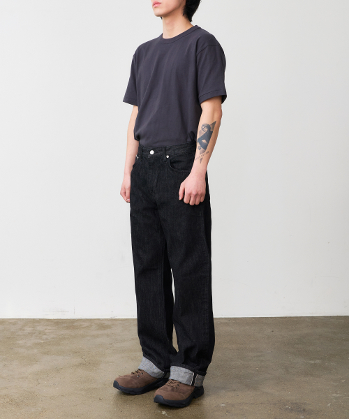 DENMADE（デンメイド）の「DEN0061 Selvedge Wide Fit (One Black)（デニムパンツ・メンズ・その他・L/XL/S/M）」の2枚目の写真