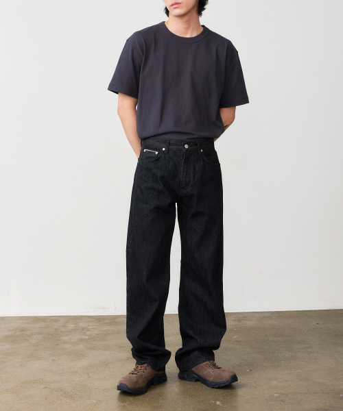 DENMADE（デンメイド）の「DEN0061 Selvedge Wide Fit (One Black)（デニムパンツ・メンズ・その他・L/XL/S/M）」の4枚目の写真