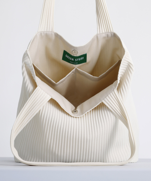 GREEN STUFF(グリーンスタッフ)の「easygoing modern bag 67 - pleats ivory(エコバッグ/サブバッグ・レディース・その他・FREE)」の5枚目の写真