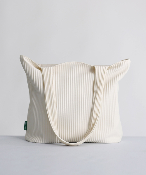 GREEN STUFF(グリーンスタッフ)の「easygoing modern bag 67 - pleats ivory(エコバッグ/サブバッグ・レディース・その他・FREE)」の7枚目の写真