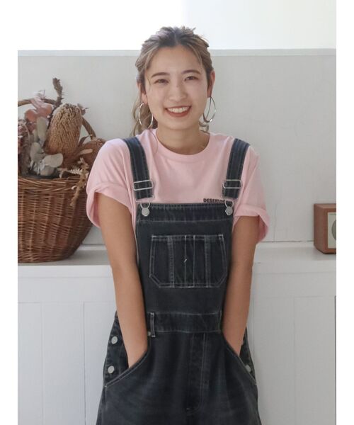 Ungrid(アングリッド)の「カーブシルエットデニムサロペット(つなぎ/オールインワン・レディース・ブラック/ブルー・SMALL/MEDIUM)」の20枚目の写真