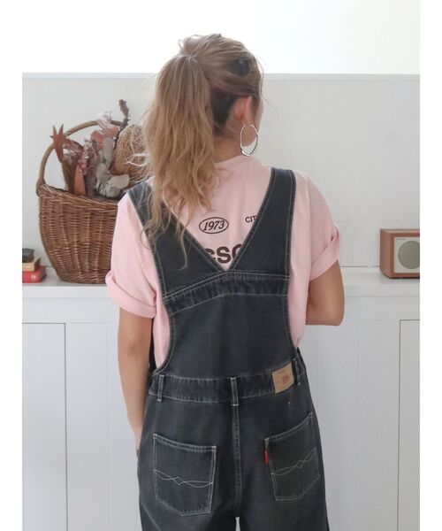 Ungrid(アングリッド)の「カーブシルエットデニムサロペット(つなぎ/オールインワン・レディース・ブラック/ブルー・SMALL/MEDIUM)」の21枚目の写真