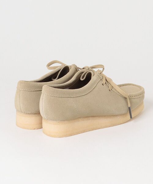 Clarks Originals(クラークスオリジナルズ)の「クラークス オリジナルス【CLARKS ORIGINALS】‐ ワラビー シューズ 【WALLABEE Maple Suede 26155545】(モカシン/デッキシューズ・レディース・ベージュ・24.5cm/25.0cm/24.0cm)」の2枚目の写真