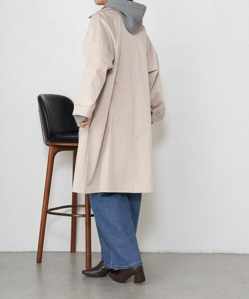 Jena espace merveilleux（ジェナ　エスパスメルヴェイユ）の「【着方で変わる】2WAYスタンドネックコート（ステンカラーコート・レディース・グレー/ライトベージュ・FREE）」の19枚目の写真
