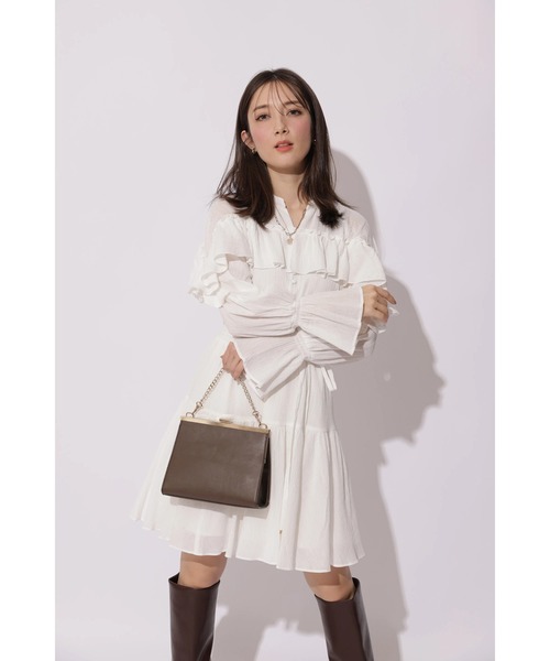 Apuweiser-riche（アプワイザーリッシェ）の「楊柳コットンティアードミニワンピース（ワンピース・レディース・オフホワイト/ブルーグレー・2/1）」の13枚目の写真