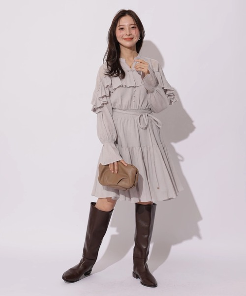 Apuweiser-riche（アプワイザーリッシェ）の「楊柳コットンティアードミニワンピース（ワンピース・レディース・オフホワイト/ブルーグレー・2/1）」の20枚目の写真