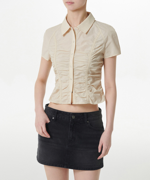 MUSINSA STANDARD WOMAN（ムシンサスタンダードウーマン）の「ウィメンズフロントシャーリング半袖シャツ[ライトベージュ]（シャツ/ブラウス・レディース・その他・LARGE/MEDIUM/SMALL/X-SMALL/X-LARGE）」の2枚目の写真