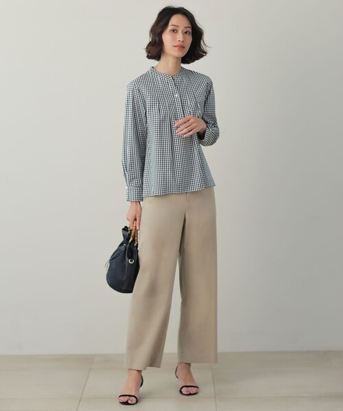 J.PRESS Ladies(J.プレス レディス)の「【WEB限定カラーあり】コンパクトエステネージュ スキッパー ブラウス(シャツ/ブラウス・レディース・ピンク系1/サックスブルー系1/サックスブルー系2/ブラウン系3/ネイビー系3・XS)」の8枚目の写真