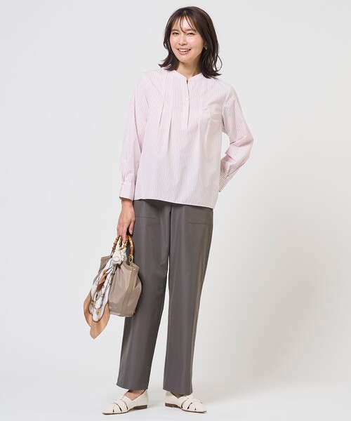 J.PRESS Ladies(J.プレス レディス)の「【WEB限定カラーあり】コンパクトエステネージュ スキッパー ブラウス(シャツ/ブラウス・レディース・ピンク系1/サックスブルー系1/サックスブルー系2/ブラウン系3/ネイビー系3・XS)」の17枚目の写真