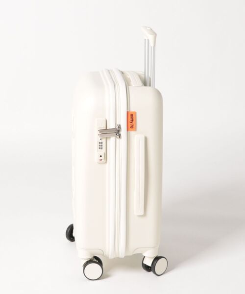 Miffy( ミッフィー)の「【miffy/ミッフィー】 70thアイテム ナインチェ キャリーケース 30L(スーツケース/キャリーバッグ・レディース・アイボリー・FREE)」の2枚目の写真