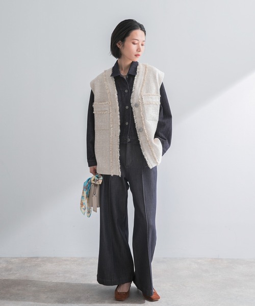 URBAN RESEARCH ROSSO WOMEN（アーバンリサーチ　ロッソ）の「デニムドルマンジャケット（デニムジャケット・レディース・オフホワイト/インディゴブルー・FREE）」の12枚目の写真