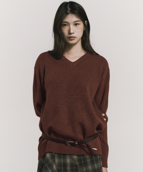 NICK&NICOLE（ニックアンドニコール）の「[ESSENTIAL] CLASSICAL SOFT V SWEATER_BRICK RED（ニット/セーター・レディース・その他・FREE）」の2枚目の写真