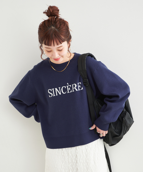 B.C STOCK（ベーセーストック）の「クルーネックロゴニット（ニット/セーター・レディース・イエロー/ベージュ/ネイビー・FREE）」の13枚目の写真