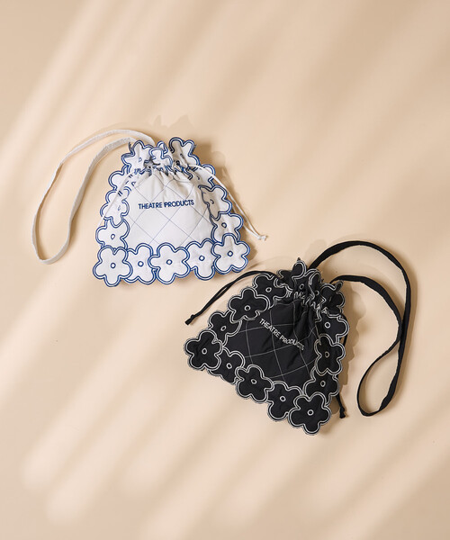FREAK'S STORE(フリークスストア)の「THEATRE PRODUCTS × FREAK'S STORE/シアタープロダクツ 別注 配色ステッチ フラワー刺繍ショルダーバッグ(ショルダーバッグ・レディース・オフホワイト/ブラック・ONE SIZE)」の16枚目の写真