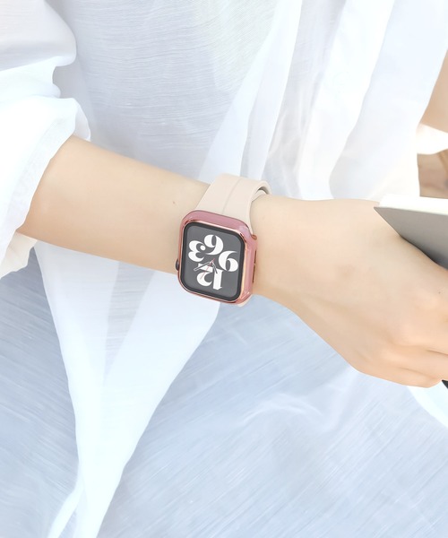 Urban Coral(アーバンコーラル)の「Apple Watch Band / アップルウォッチ マグネットバックルシリコンバンド / Urban Coral(デジタル腕時計・レディース・ワイン系/ブラック系その他/グレー系その他/ゴールド系その他2/ブラック系その他2/グリーン系その他/ゴールド系その他/グレー系その他2/グレー系その他3/グレー系その他4/グリーン系その他2・40mm/44mm)」の13枚目の写真