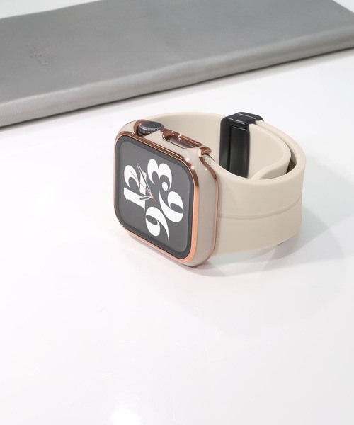 Urban Coral(アーバンコーラル)の「Apple Watch Band / アップルウォッチ マグネットバックルシリコンバンド / Urban Coral(デジタル腕時計・レディース・ワイン系/ブラック系その他/グレー系その他/ゴールド系その他2/ブラック系その他2/グリーン系その他/ゴールド系その他/グレー系その他2/グレー系その他3/グレー系その他4/グリーン系その他2・40mm/44mm)」の16枚目の写真