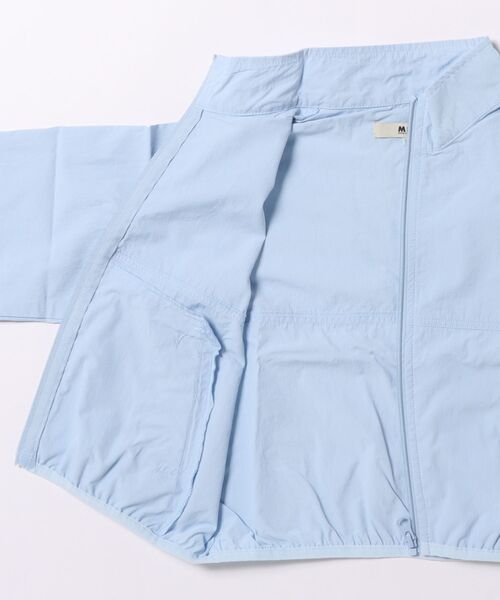 MPS(エムピーエス)の「MPS(エムピーエス)【キッズ】スタンドネックナイロンブルゾン(ブルゾン・キッズ・サックスブルー/ライラック/ブラック/ブルー・120/130/140/150/160/110)」の6枚目の写真