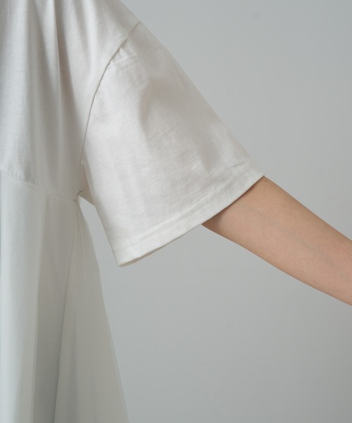 PUAL CE CIN(ピュアルセシン)の「【Du noir】チュールドッキングTシャツ(Tシャツ/カットソー・レディース・ブラック/オフホワイト・FREE)」の4枚目の写真