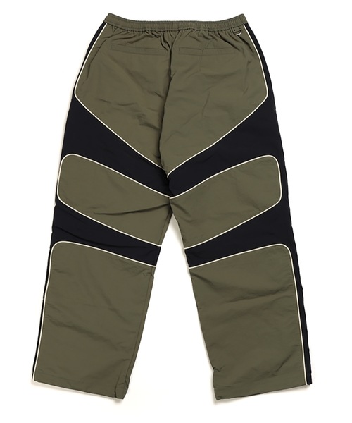 IRISHMAN(アイリッシュマン)の「【AERO】Nylon Wide Pants / 強撥水ナイロンワイドパンツ(UNISEX)(その他パンツ・メンズ・カーキ/ブラック・L/M/S/XL)」の15枚目の写真