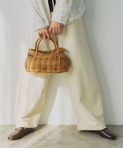 studio CLIP（スタディオクリップ）の「【一部サイズ予約】ギャザーカラーチノパンツ[プチ・プラスサイズあり]（チノパンツ・レディース・イエロー/ピンク/ライトブルー・FREE）」の2枚目の写真