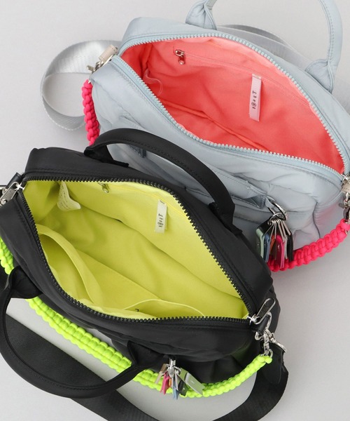 cheek(BAG)(チーク)の「撥水 3WAY ボストンショルダー ダブルポケット パフバッグ パディングバッグ(ショルダーバッグ・レディース・グレー/ブラック/カーキ/ベージュ・FREE)」の15枚目の写真