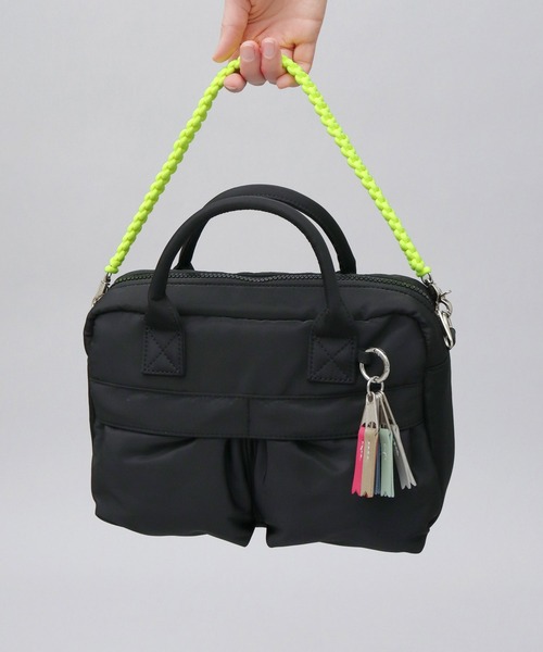 cheek(BAG)(チーク)の「撥水 3WAY ボストンショルダー ダブルポケット パフバッグ パディングバッグ(ショルダーバッグ・レディース・グレー/ブラック/カーキ/ベージュ・FREE)」の18枚目の写真