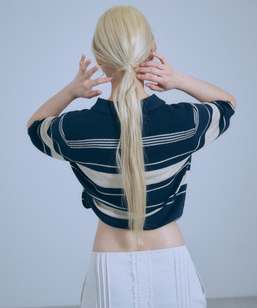 EN NEUME(エンノイム)の「Multi-Border Polo Knit(ニット/セーター・レディース・グレー/ネイビー・FREE)」の5枚目の写真