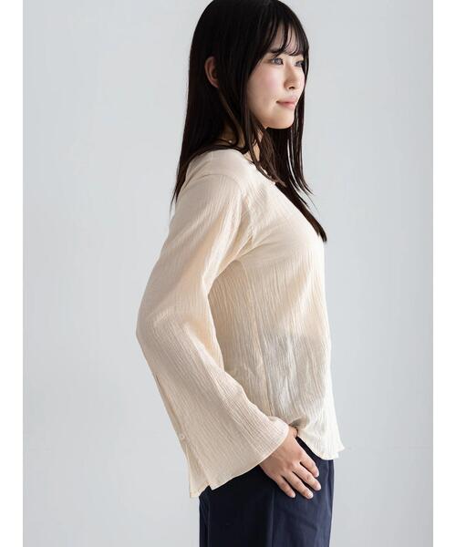 Te chichi(テチチ)の「クレープフレアスリーブブラウス【AOYAMA FASHION ASSOCIATION × Té chichi】(シャツ/ブラウス・レディース・オレンジ/オフホワイト・F)」の16枚目の写真