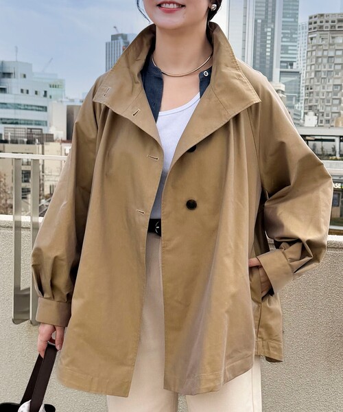 MICO COULIER（ミコクリエ）の「スタンドカラーラグランスリーブコート（その他アウター・レディース・ネイビー/キャメル・38）」の2枚目の写真