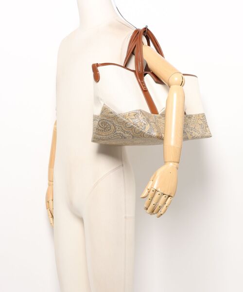 A VACATION(アヴァケーション)の「【A VACATION(ア ヴァケーション)】LAND トートバッグ(トートバッグ・レディース・ベージュ系その他・FREE)」の3枚目の写真