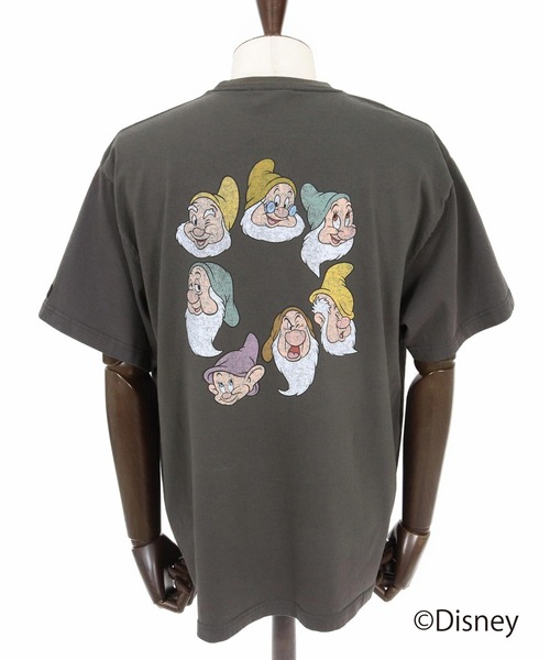 ADAM PATEK(アダムパテック)の「mt10344-ADAMPATEK -Snow White and the Seven Dwarfs circleT Tシャツ(AP2614042)(Tシャツ/カットソー・メンズ・ブラック/ホワイト・2/1)」の9枚目の写真