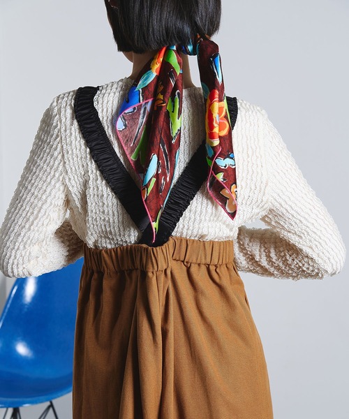 ROSE BUD（ローズバッド）の「(mici)PRINT SCARF（バンダナ/スカーフ・レディース・ブラウン/ネイビー・ONE SIZE）」の5枚目の写真