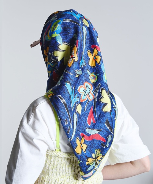 ROSE BUD（ローズバッド）の「(mici)PRINT SCARF（バンダナ/スカーフ・レディース・ブラウン/ネイビー・ONE SIZE）」の12枚目の写真
