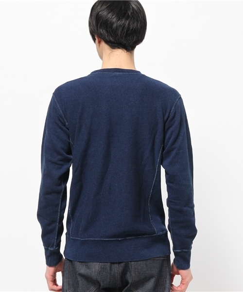 Champion(チャンピオン)の「【Champion/チャンピオン】メンズ リバースウィーブクルーネックスウェットシャツ(10oz)(スウェット・メンズ・ブルー系その他/インディゴブルー・LARGE/MEDIUM/X-LARGE/SMALL)」の4枚目の写真