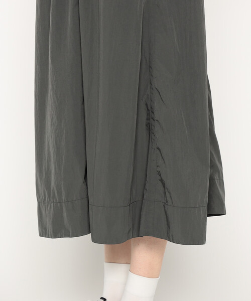 DANTON（ダントン）の「Women's Nylon Taffeta Camisole Dress（ワンピース・レディース・チャコール/オリーブ・36）」の15枚目の写真