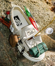 VANS(�o���Y)��NICOLE MCLAUGHLIN �X���b�|�� MTE RS / LX Slip-On MTE RS NICOLE MCLAU VN000S99JM91(�X���b�|��)