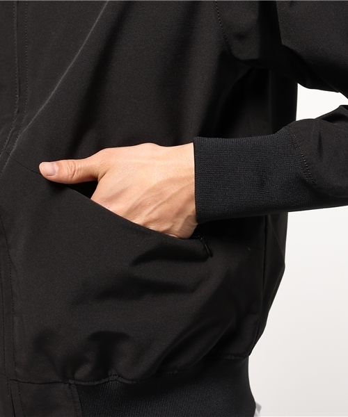 NECESSARY or UNNECESSARY（ネセサリーオアアンネセサリー）の「【NECESSARY or UNNECESSARY】 MAINE（ブルゾン・メンズ・ブラック/ダークグリーン・SMALL/MEDIUM）」の7枚目の写真