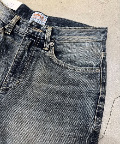 COSYHARU（コシハル）の「ノックウォッシュマキシフレアデニム（デニムパンツ・メンズ・ダークブルー・SMALL/LARGE/MEDIUM）」の13枚目の写真