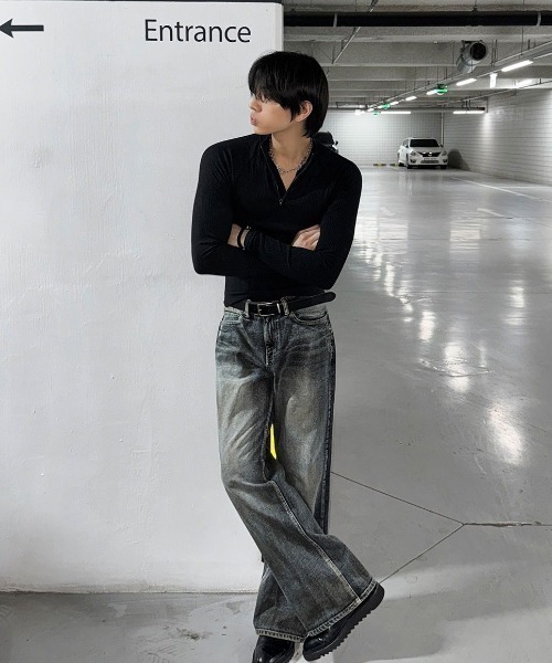 COSYHARU（コシハル）の「ノックウォッシュマキシフレアデニム（デニムパンツ・メンズ・ダークブルー・SMALL/LARGE/MEDIUM）」の8枚目の写真