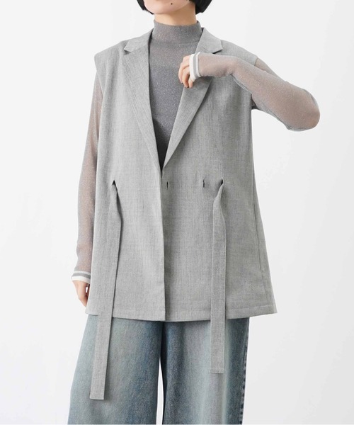 LUCA/LADY LUCK LUCA(ルカ/レディラックルカ)の「LC/LLL テーラーカラーリボンベルトジレ【セットアップ可】(ベスト・レディース・ベージュ/グレー・FREE)」の4枚目の写真