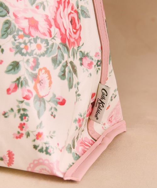 Cath Kidston(キャスキッドソン)の「メリルボーン ショッパー Hackney Rose(エコバッグ/サブバッグ・レディース・ピンク・FREE)」の4枚目の写真