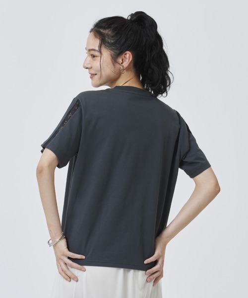 adidas（アディダス）の「【別注】アディダス adidas W LACE 3ST SS TEE AP 限定コラボ（Tシャツ/カットソー・レディース・オフホワイト/オレンジ/ダークグレー・S/M/L/XL）」の21枚目の写真