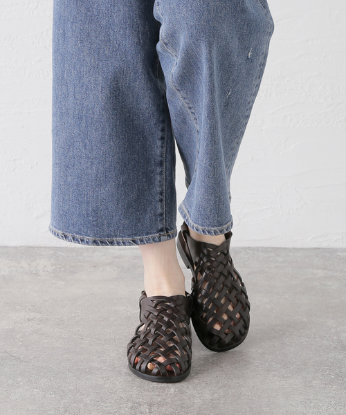 IENA（イエナ）の「CASTELLANO/カステラーノ mesh sandal サンダル SELENA VACCHETA（サンダル・レディース・ブラウン・38/37/36）」の3枚目の写真