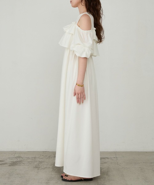 Cherir Mignon(シェリルミニョン)の「【Cherir Mignon】フリルティアードタックバルーンスリーブワンピース(ワンピース・レディース・ブラック/ホワイト・S/M)」の5枚目の写真