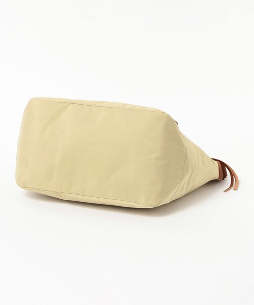 Ray BEAMS(レイビームス)の「toleur / ポリエステル 2way トートバッグ 2(トートバッグ・レディース・ベージュ/ブラック/オリーブ・ONE SIZE)」の12枚目の写真