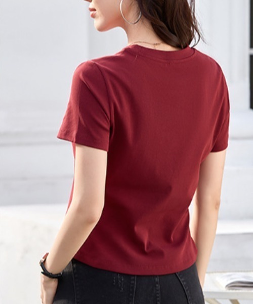 deux amour(ドゥーザムール)の「ショルダーカットアウトヘムラインアシメT(Tシャツ/カットソー・レディース・グリーン/レッド/ブラック・FREE)」の13枚目の写真
