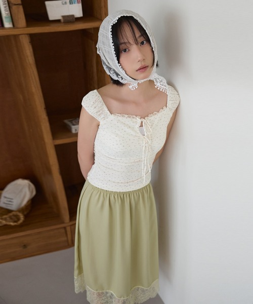 UNE MANSION（ユヌマンション）の「【2026SS新作アイテム】フロントダブルリボン花柄ラブリータンクトップ（Tシャツ/カットソー・レディース・クリーム/パープル・FREE）」の7枚目の写真