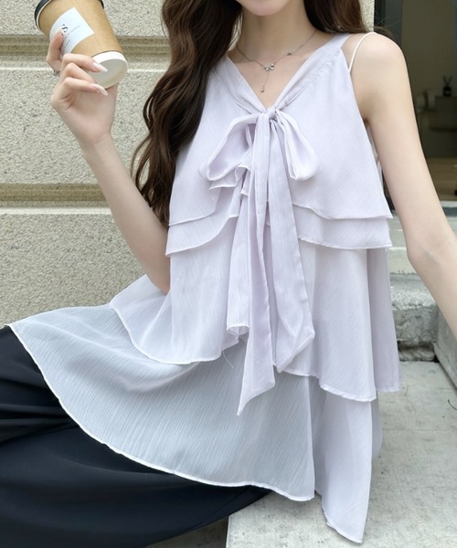Ada.(エイダ)の「胸元リボン 3段 ティアード シフォン フリル ブラウス(シャツ/ブラウス・レディース・ピンク/パープル/アイボリー・FREE)」の1枚目の写真